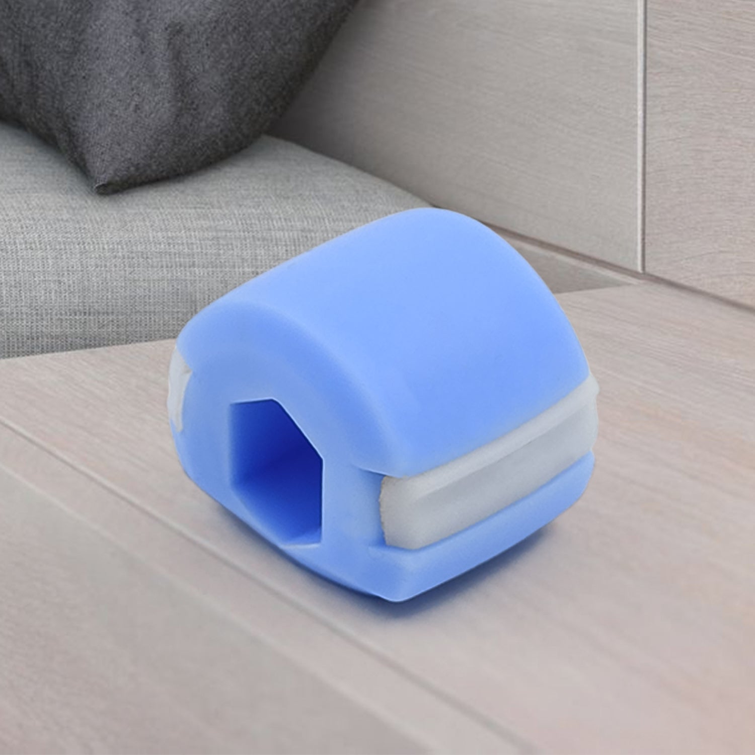 Cn Blue Mouth Exerciser Used To Gain Sharp And Chiselled Mouth Easily And Fast. Cn Blue Mouth Exerciser Used To Gain Sharp And Chiselled Mouth Easily And Fast.